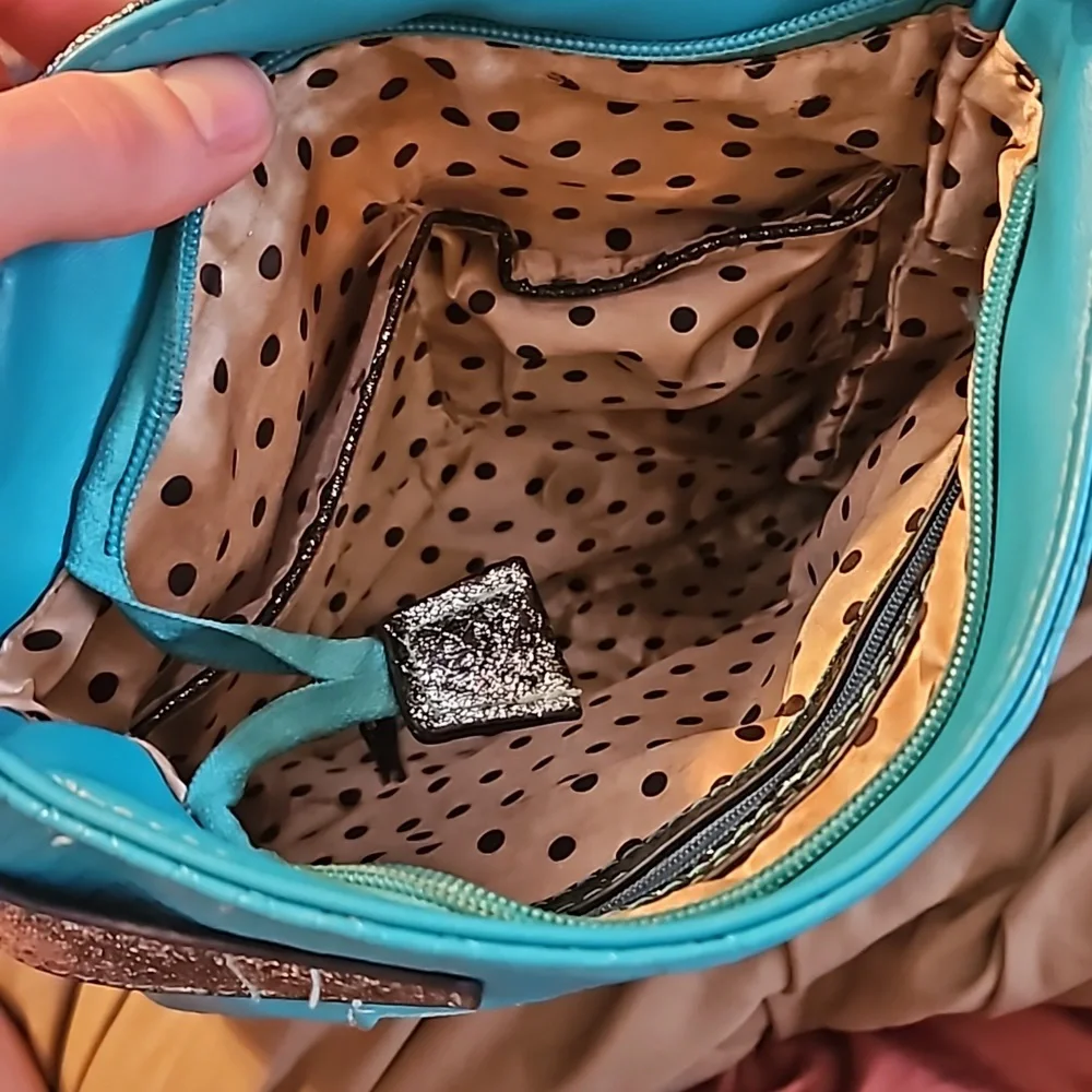 Purse - Picture 4 of 4